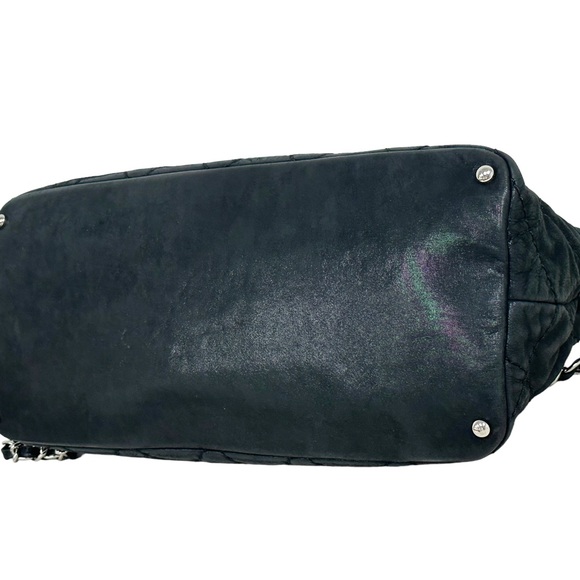 Chanel Matelasse Quilted Black Shimmer Leather Chain Shoulder Tote Bag - Picture 10 of 16